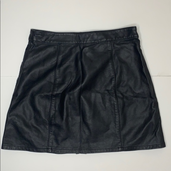 Forever 21 Black High Waist Black Skirt - Picture 2 of 4